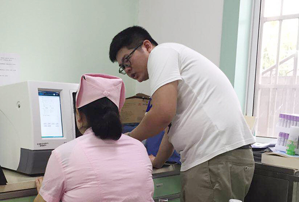 六安市人民医院采购我公司SD-7母乳分析仪